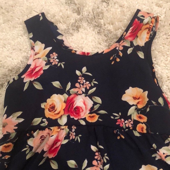 Pink Lily sleeveless floral top - Picture 4 of 8